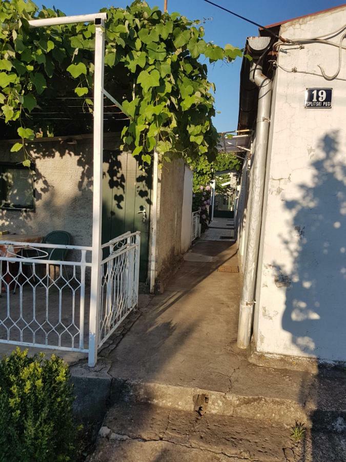 Dine Apartment Дубровник Экстерьер фото